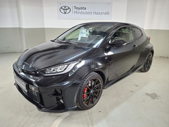 TOYOTA YARIS 1.6 VVT-i GR Sport 4WD