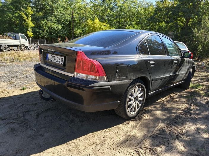 VOLVO S60 2.4 D Sport Edition