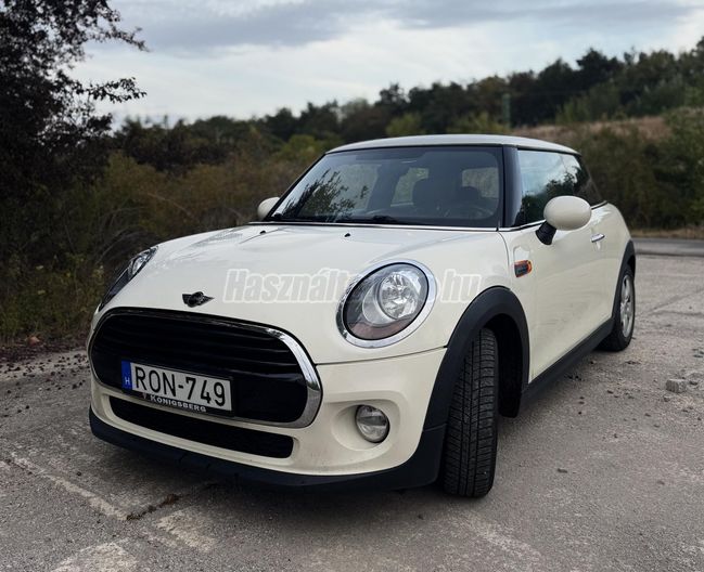 MINI COOPER 1.5 D