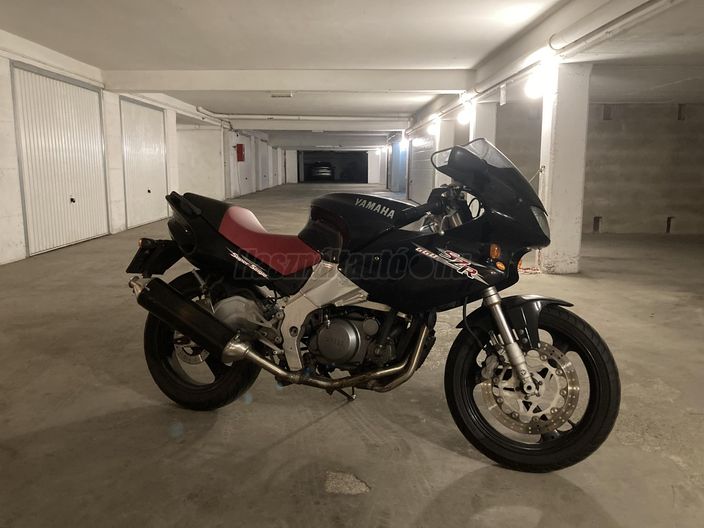 YAMAHA SZR 660