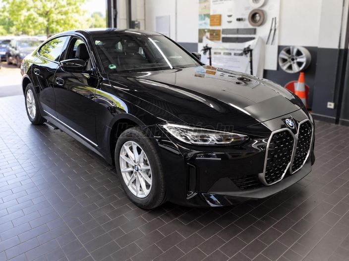 BMW I4 eDrive35