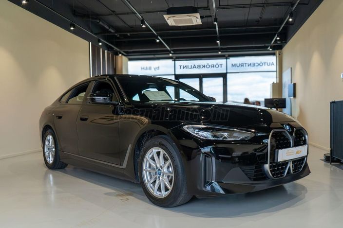 BMW I4 eDrive35