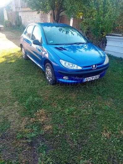PEUGEOT 206 1.1 Open