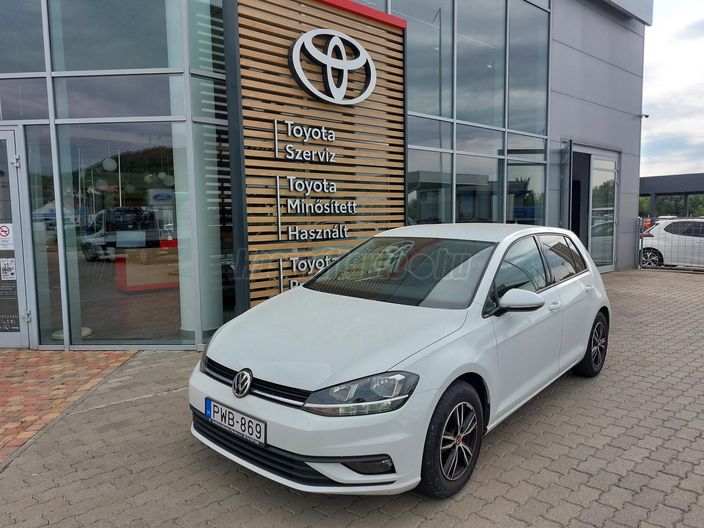 VOLKSWAGEN GOLF 1.0 TSI BMT Trendline