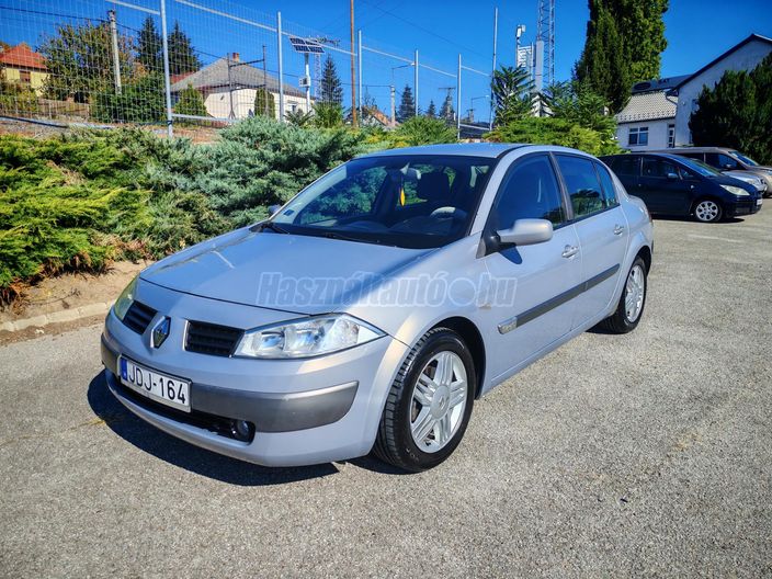 RENAULT MEGANE Limousine 1.9 dCi Privilege