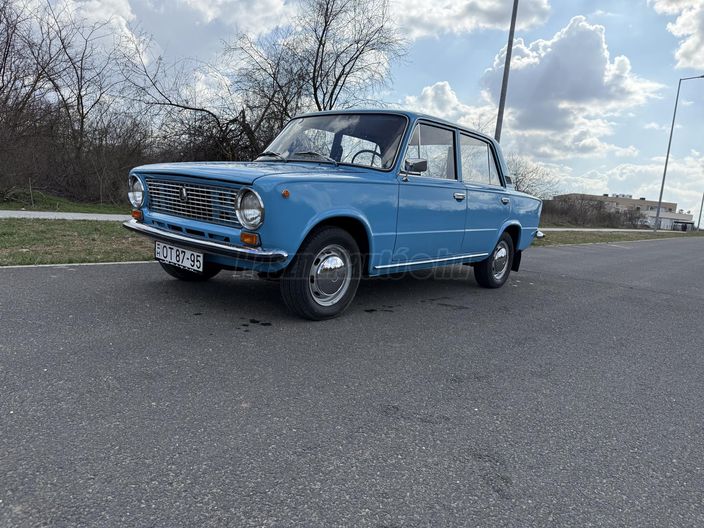 LADA 1300