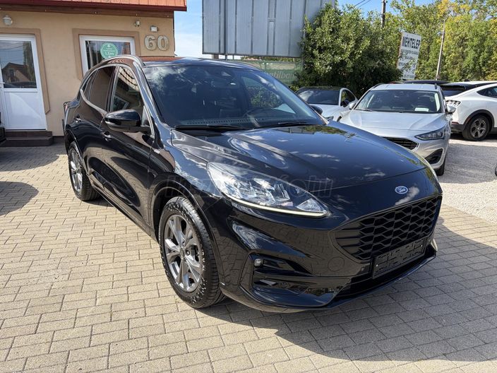FORD KUGA 2.5 FHEV ST-Line CVT