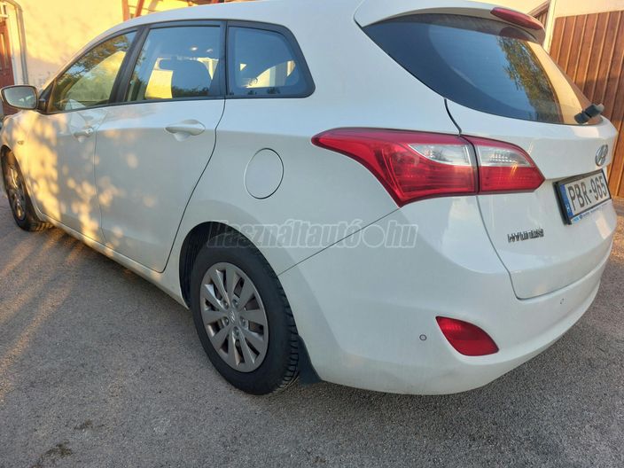 HYUNDAI I30 1.6 CRDi LP ISG Comfort DSG