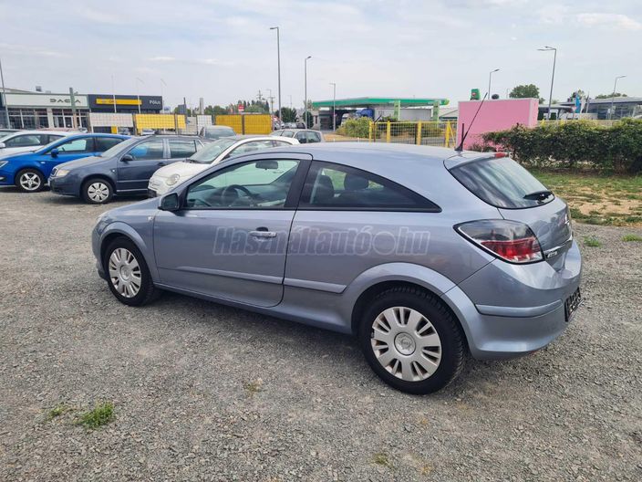 OPEL ASTRA H 1.6 GTC Essentia
