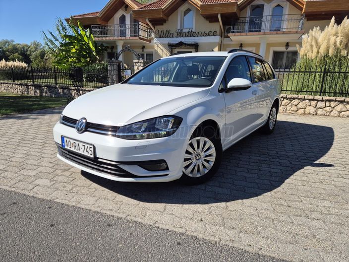 VOLKSWAGEN GOLF 1.6 TDI BMT SCR Trendline