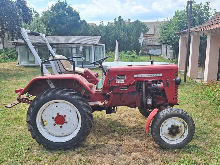 MC CORMICK D-215