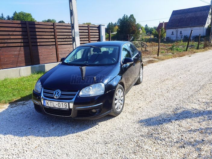 VOLKSWAGEN JETTA V 1.9 PD TDI Trendline DSG