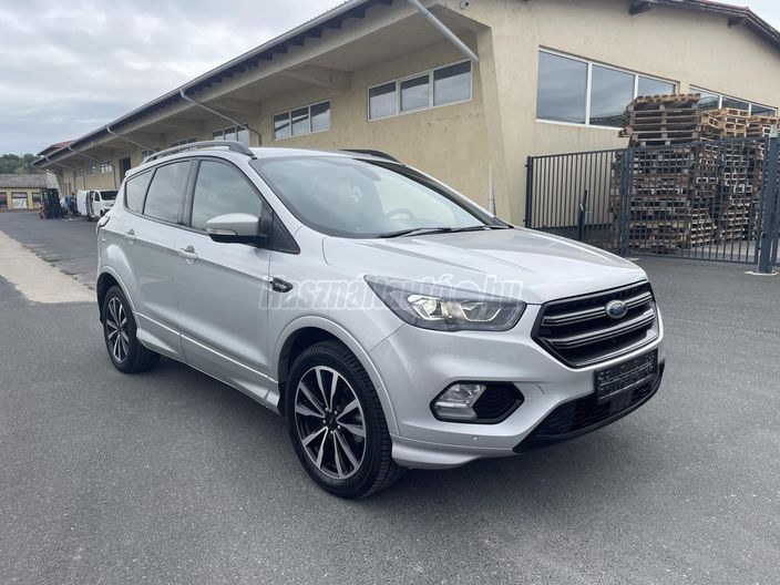 FORD KUGA 1.5 EcoBoost ST-Line