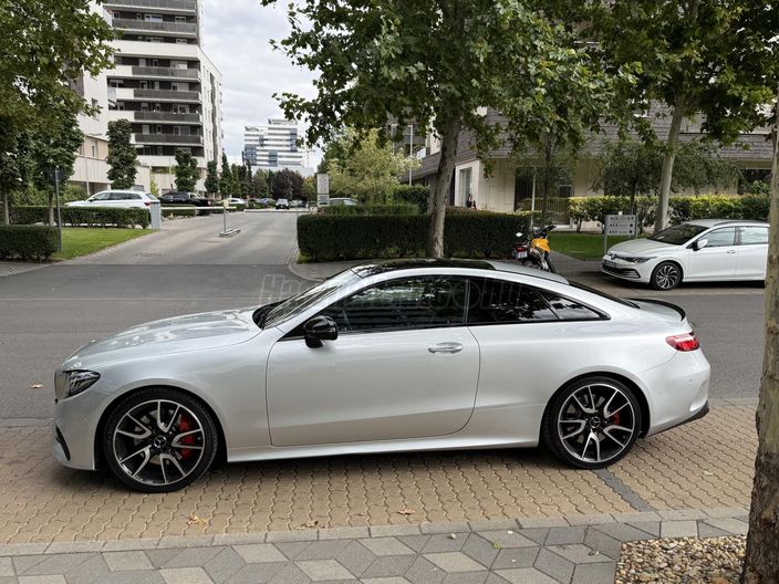 MERCEDES-AMG E 53