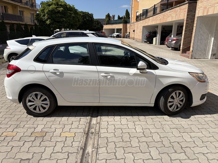 CITROEN C4 1.4 VTi Chic LPG