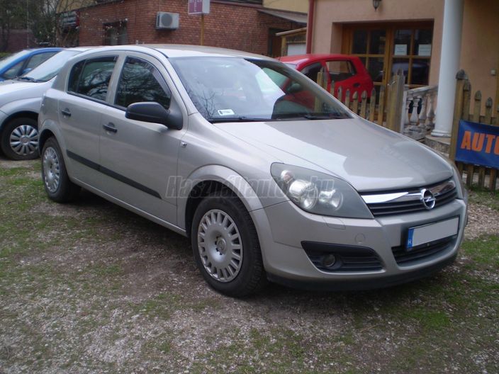 OPEL ASTRA H 1.4 Essentia