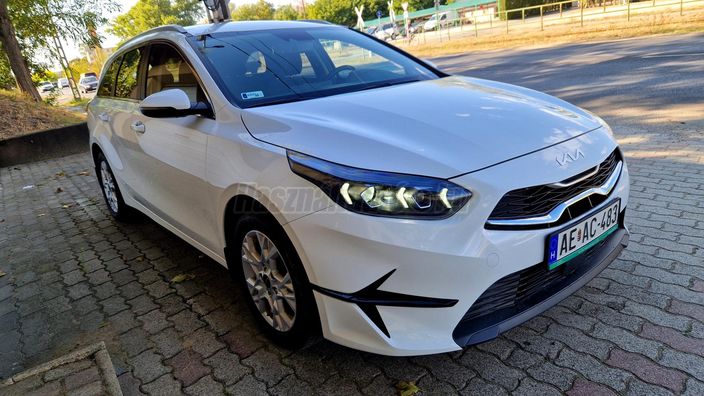 KIA CEE'D Ceed SW 1.5 T-GDI Gold DCT