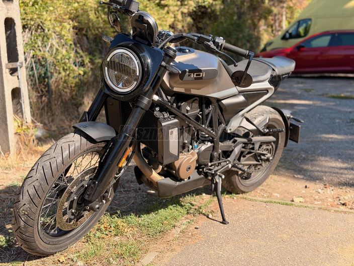HUSQVARNA SVARTPILEN 701