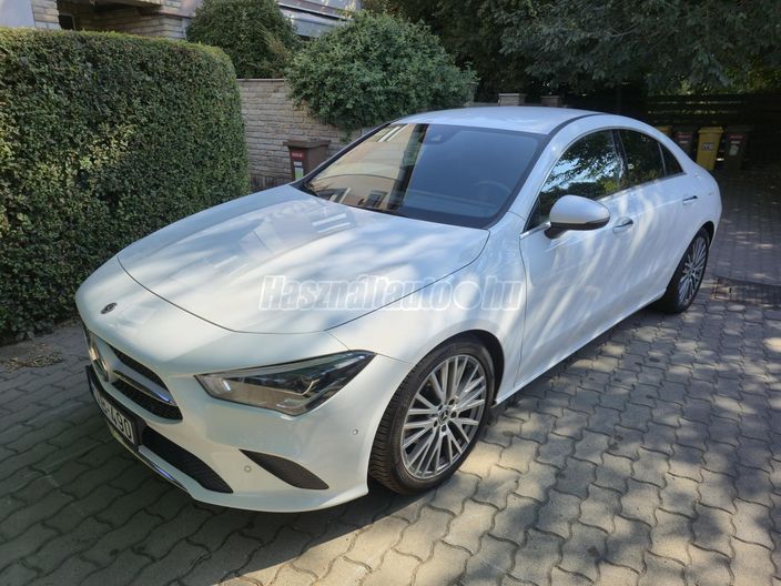 MERCEDES-BENZ CLA 180 Progressive 7G-DCT