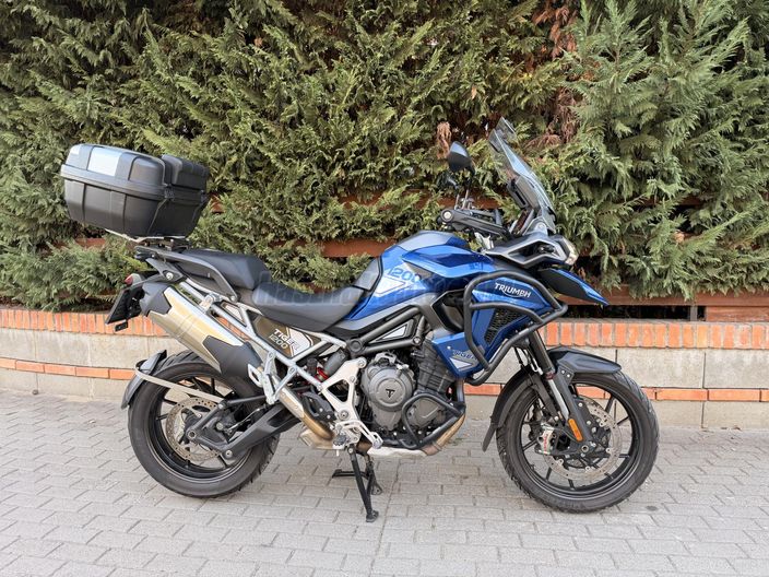 TRIUMPH TIGER 1200