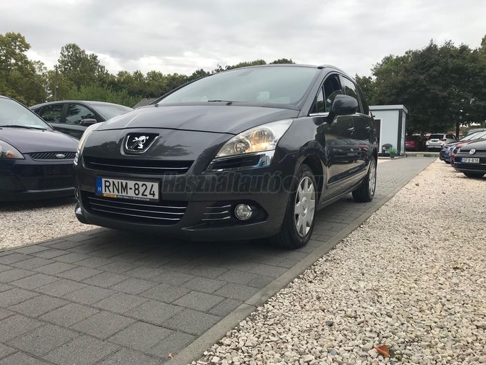 PEUGEOT 5008 1.6 THP Premium