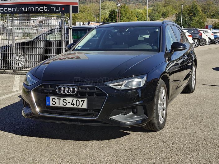 AUDI A4 Avant 40 TFSI Advanced quattro S-tronic