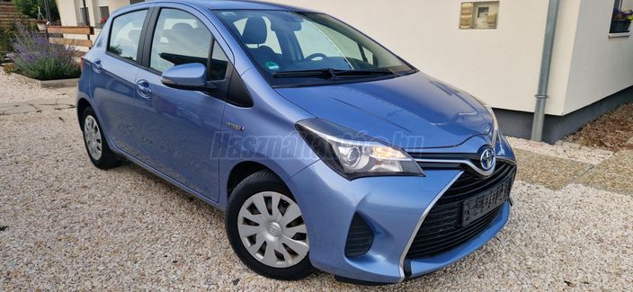 TOYOTA YARIS 1.5 HSD Trend e-CVT