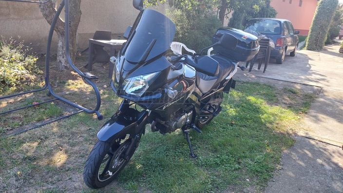 SUZUKI DL 650