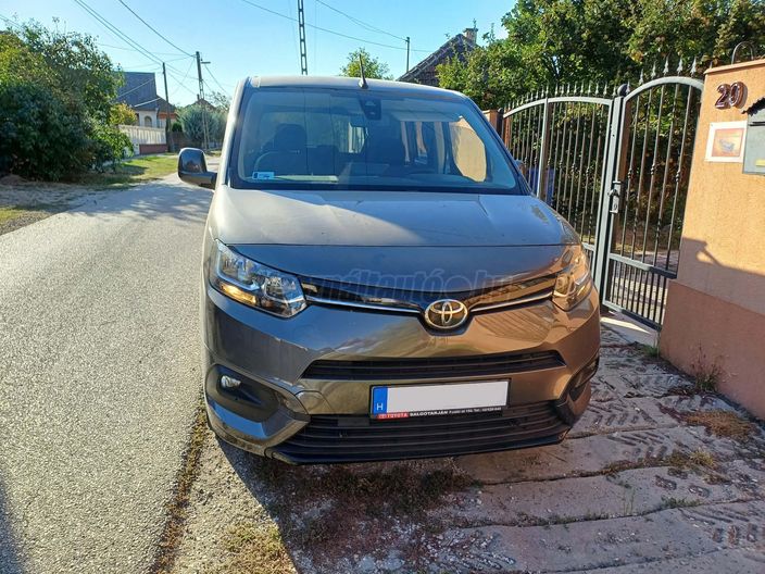 TOYOTA PROACE City Verso 1.2T Shuttle L2H1