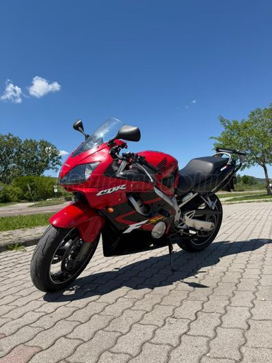 HONDA CBR 600 F4