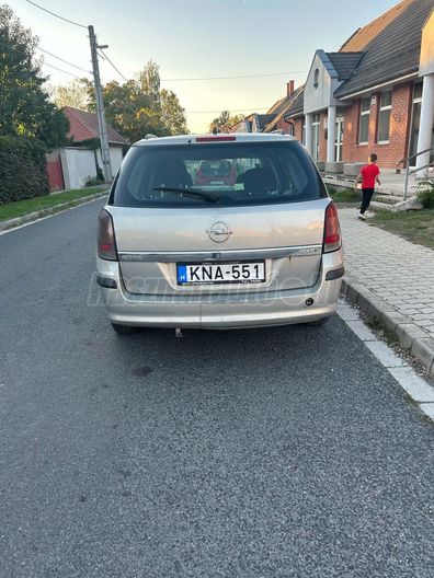 OPEL ASTRA H 1.7 CDTI Essentia