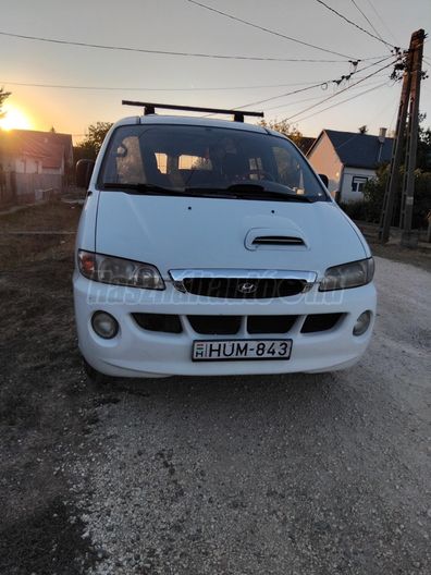HYUNDAI H-1 Standard Van Long (6 személyes )