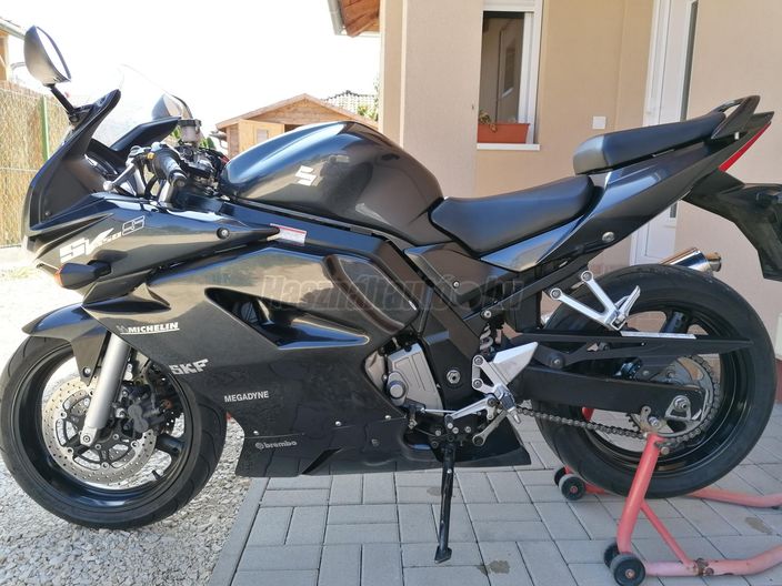 SUZUKI SV 650 S