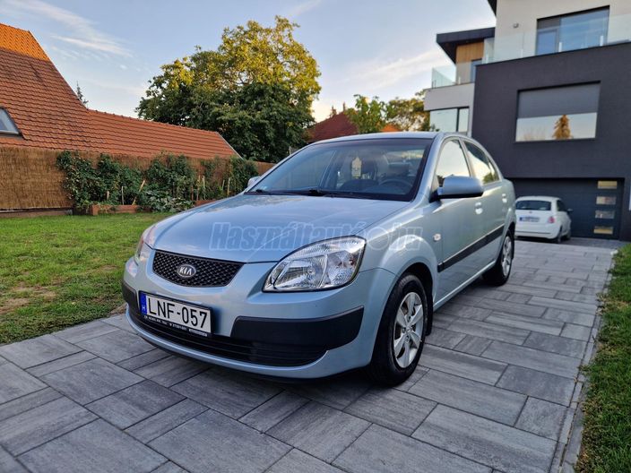 KIA RIO 1.4 EX Plus