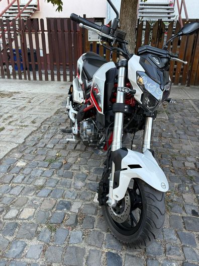 BENELLI TNT 125