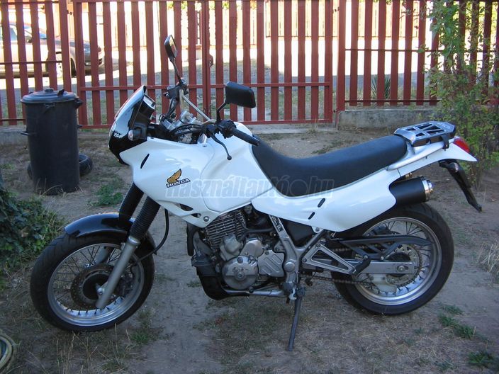 HONDA NX 500 DOMINATOR