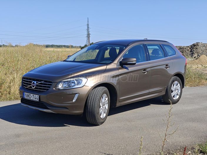 VOLVO XC60 2.0 D [D3] Kinetic FWD