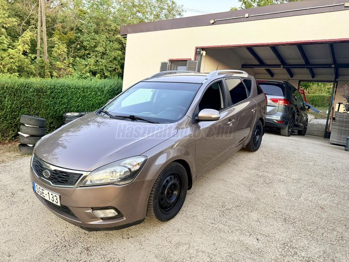 KIA CEE'D SW 1.6 CRDi EX EURO5