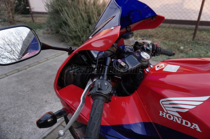 HONDA CBR 600 RR