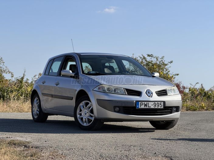 RENAULT MEGANE 1.6 Privilege