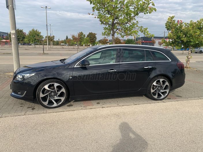 OPEL INSIGNIA Sports Tourer 2.0 CDTI Sport (Automata)