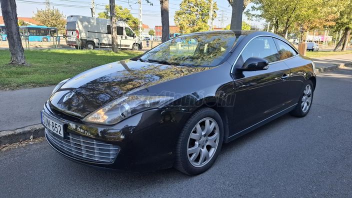 RENAULT LAGUNA Coupe 2.0 dCi Monaco GP