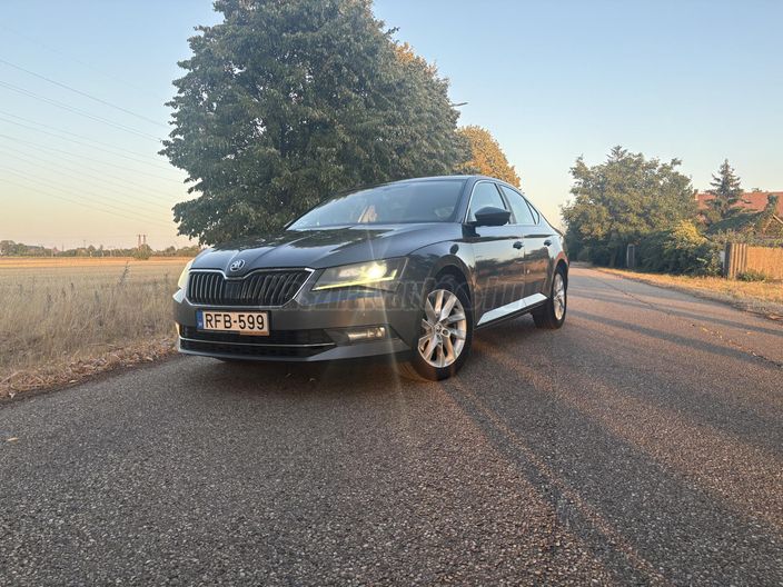 SKODA SUPERB 2.0 TDI SCR Style