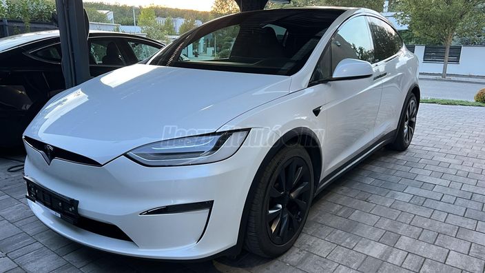 TESLA MODEL X Long Range (Automata) (7 személyes )