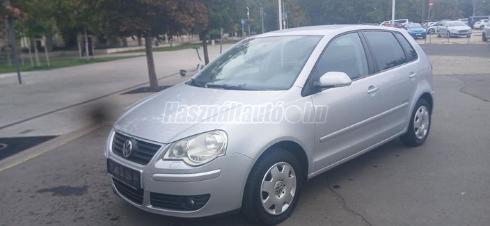 VOLKSWAGEN POLO 1.2 70 Highline