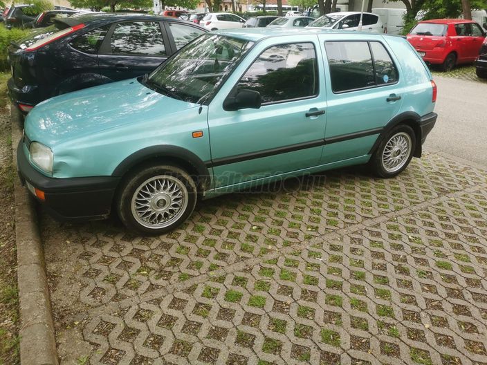 VOLKSWAGEN GOLF III 1.4 CL