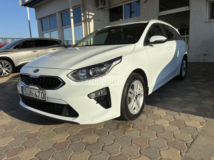 KIA CEE'D Ceed SW 1.6 CRDi HP Hybrid Silver