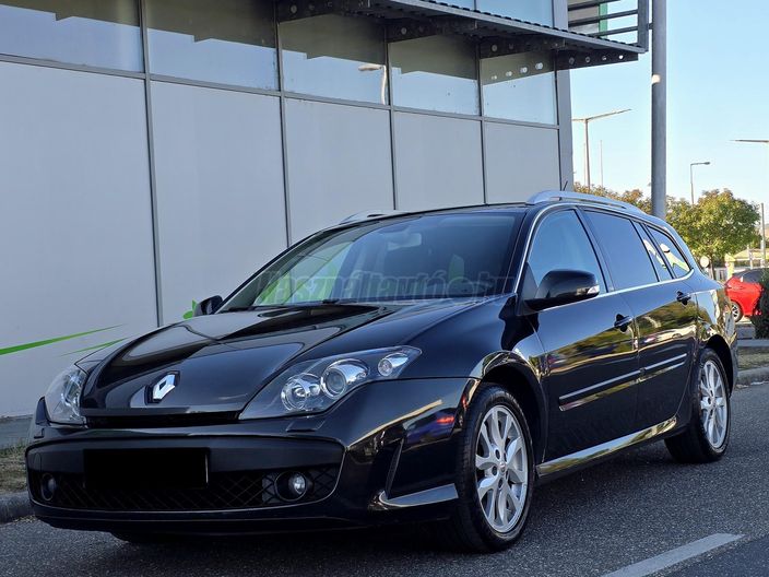 RENAULT LAGUNA 2.0 dCi 4Control