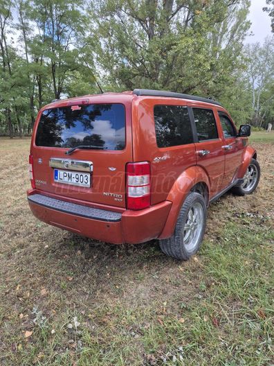 DODGE NITRO 2.8 CRD SXT 4x4 (Automata)