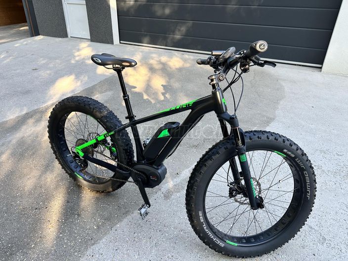 ELEKTROMOS KERÉKPÁR CUBE Nutrail Hybrid 500